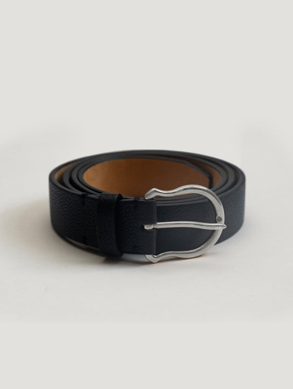 Black Grain Silver Shield Buckle Belt